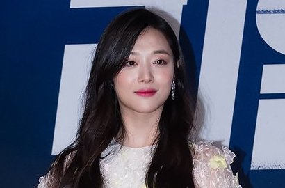 Tak Dijadwalkan Sesi Wawancara Pribadi Untuk Film 'Real', Sulli Ditertawakan Netter