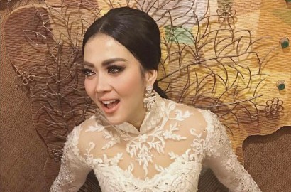 Syahrini Pamer Goyang Baru 'Cucok Meong', Netter Langsung Heboh
