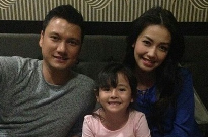 Wah, Christian Sugiono Syuting Adegan Tidur Bareng Velove di 'Kau yang Terindah'