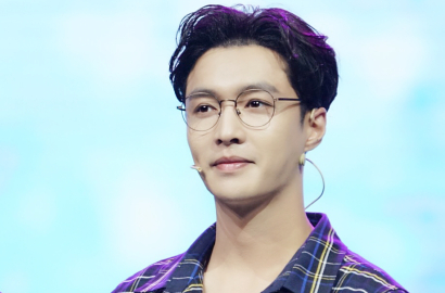 Goda Fans, Awas Ngakak Lihat Lay EXO Pamerkan Trik 'Sulap' Ini