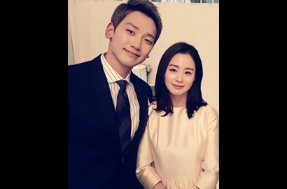 Lengan Bikin Salfok, Rain Juga Digoda Soal Kim Tae Hee Gara-Gara Ini