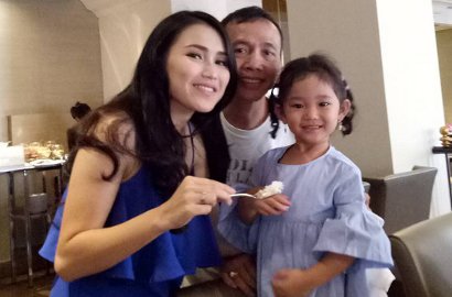 Tangisan Haru Abdul Rozak Bikin Sedih, Ayu Ting Ting Malah Dicibir Gara-Gara Bilqis