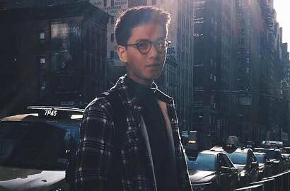 Bikin Penasaran, Iqbal CJR Tolak Komentari Isu Bastian-Chelsea Islan Pacaran