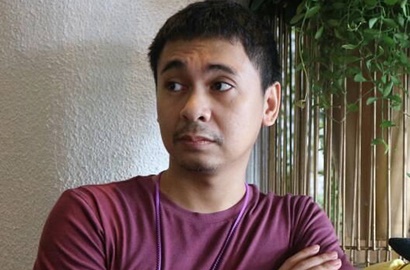 Foto Bareng Kakak Kelas di SMA, Raditya Dika Malah Dikatai Lebih Tua