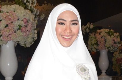 Jajal Usaha Game Online Usai Bisnis Kue, Oki Setiana Dewi Malah Ngakak Terus