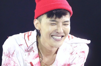Nyentrik di Acara Chanel, Dagu Lancip G-Dragon Tuai Sorotan