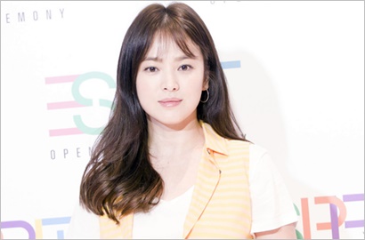 Diduga Bocorkan Foto-Foto Pribadi Song Hye Kyo di Bali, Stylist Ini Dihujat Fans