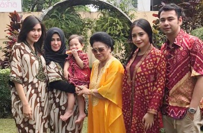 Bantah Video Tepis Tangan Bukti Istri Marah, Raffi Ditagih Foto Lebaran Bareng Keluarga Nagita