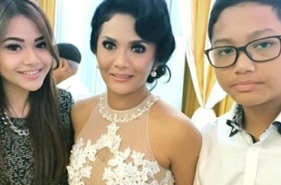KD Ucap Ultah ke Azriel dan Isyaratkan Takut Dibenci, Aib Selingkuh Kembali Dibahas