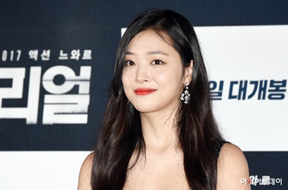 Unggah Foto Ini di Tengah Kontroversi Film, Sulli Dapat Simpati