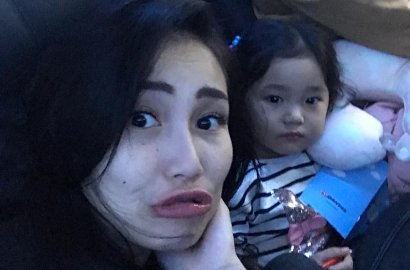 Ayu Ting Ting Jutek di New Zealand, Cemburu Raffi-Nagita Mesra di Amsterdam?