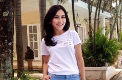 Mendarat di New Zealand, Ayu Ting Ting Pamer Peluk Sosok Ini Saat Liburan