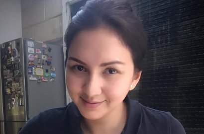 Donna Agnesia Foto Bareng Duta Besar di New Zealand, Netter Tantang Ayu Ting Ting
