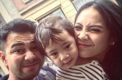 Pamer Komik Ini, Raffi-Nagita 'Tertawakan' Ayu Ting Ting Bawa Beras ke New Zealand?