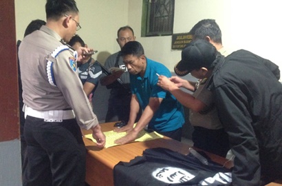 Ancam Buat Jakarta Seperti Marawi, Bendera ISIS Dipasang di Pagar Polsek Kebayoran Lama