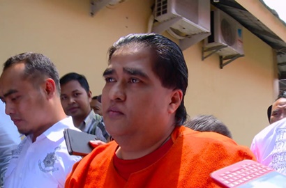 Terjerat Kasus Pembunuhan dan Penipuan, Dimas Kanjeng Dituntut Penjara Seumur Hidup