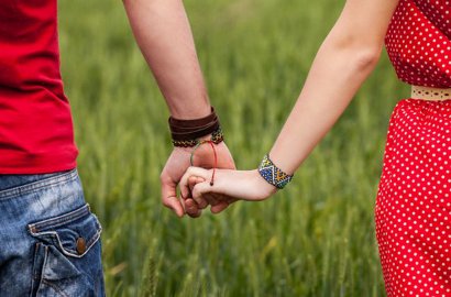 Jangan Minder Sama yang Sudah Nikah, 5 Keuntungan Ini Kamu Dapatkan Setelah Pacaran Bertahun-Tahun