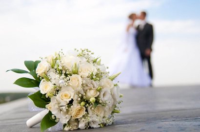 Mantan Nikah Duluan? 6 Alasan Kamu Mesti Datang ke Resepsi Pernikahan Dia