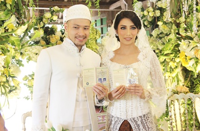 Akad Nikah Berlangsung Lancar, Tyas Mirasih-Raiden Sah Jadi Suami Istri