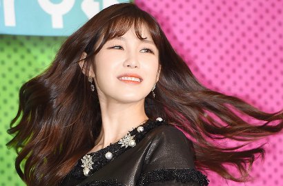 Pamer Bodi Berisi, Seksinya Hyosung Secret Pakai Bikini