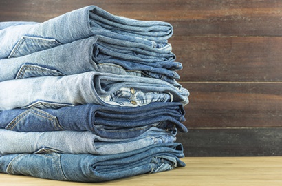Biar Hemat, 6 Trik Sederhana Ini Ampuh Atasi Celana Jeans Kesayangan yang Kesempitan Atau Melar