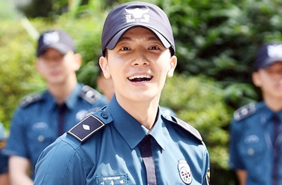 Tak Sabar Bertemu, Manisnya Donghae Ngaku Susah Tidur Gara-Gara ELF
