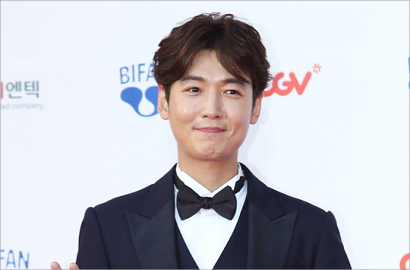 Cieee, Jung Kyung Ho Pacar Sooyoung Juga Follow Instagram Member SNSD