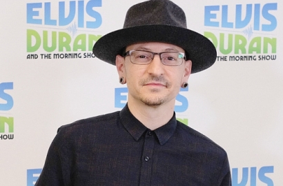 Chester Bennington Isyaratkan Kematiannya Lewat Lagu Baru Linkin Park