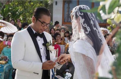 Rambut Sammy Simorangkir 'Penyok Sebelah', Gaun Pengantin Vivianne Diejek Kebesaran