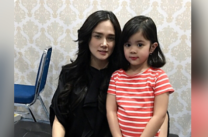 Safeea Dituding Suapi Ibunda Pakai Tangan Kiri, Mulan Jameela Jatuh Sakit atau Hamil?