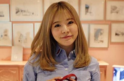 Tampil dengan warna Rambut Unik Ini, Sunny SNSD Banjir Pujian Netter