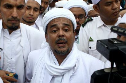 Dikabarkan Pulang Bulan Agustus, Ketua MUI Minta Rizieq Patuhi Hukum