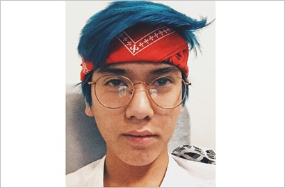 Beredar Foto Bareng Minuman Keras dan Pegang Rokok, Iqbaal CJR Tuai Pro Kontra