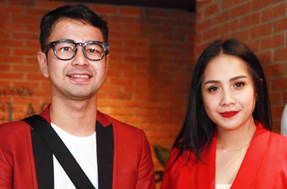 Seksi Pakai Baju Merah, Nagita Naik ke Atas Raffi dan Lakukan Hal Romantis Ini