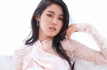 Kenakan Baju Semi Transparan, Intip Cantiknya Seolhyun AOA di Foto Ini