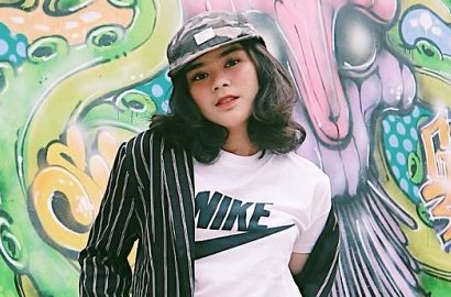 Cantik Berhijab di Foto Ini, Sivia Eks Blink Malah Dibilang Mirip Dul Jaelani