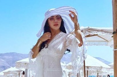 Liburan Mewah ke Yunani, Syahrini Bikin Heboh Punya Kapal Pesiar Pribadi?