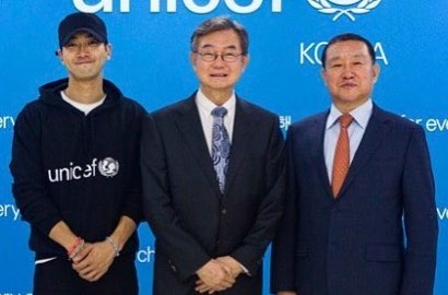 Jalani Aktivitas Pertama Usai Wamil, Begini Gaya Siwon Jadi Relawan di Vietnam