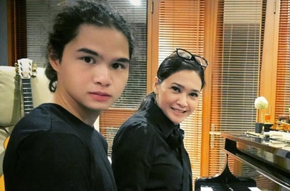 Bikin Salut, Maia Estianty Gelar Tumpengan untuk Ultah Dul dan Pengasuhnya