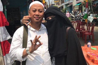 Usai Sindir Opick Buang Sperma di Lubang Baru, Istri Pertama Tulis Pesan Haru untuk Putrinya