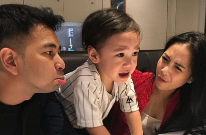 Bendera Asal Pasang Hingga Nyaris Sentuh Tanah, Nagita Dibully Fans Ayu Ting Ting