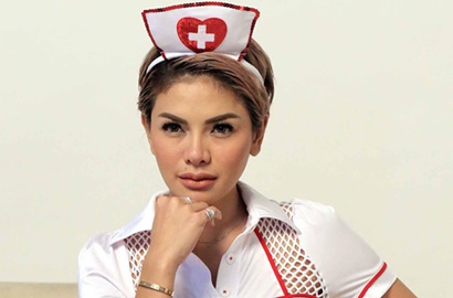 Tak Latah Bikin Kue, Nikita Mirzani Buka Bisnis Boneka Terinspirasi dari Ahok
