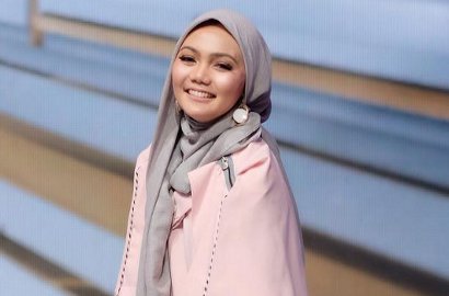 Tulis Caption Narsis Soal Artis Modal Cantik, Rina Nose Malah Dipuji Netter
