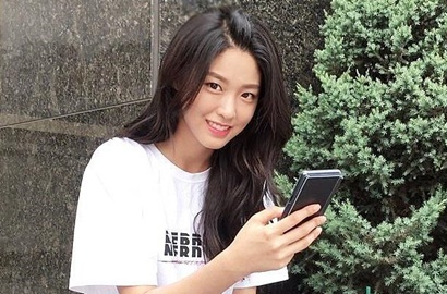 Pede Pamer Wajah Polos Tanpa Makeup, Seolhyun Tuai Beragam Komentar