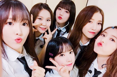 Siap Comeback Repackage, G-Friend Galau Hujan-Hujanan di Teaser 'Rainbow'