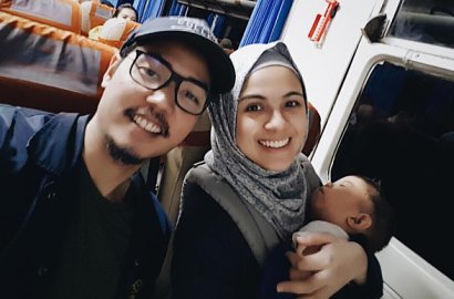 Ungkap Lebih Senang Suami Tanpa Kumis dan Jenggot, Caption Nycta Gina Bikin Geger