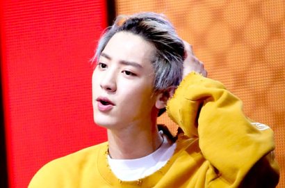 Chanyeol EXO Pamerkan Tato Keren Baru di Lengan, Permanen?