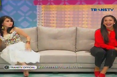 Sering Jadi Bahan Rumpi, Ayu Ting Ting Ledek Feni Rose 'Ratu Gosip' dan Pemilik 'Lambe Turah'