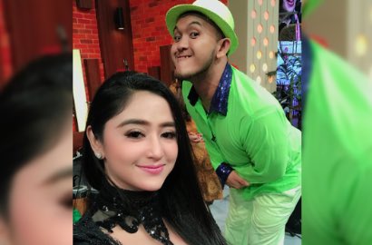 Selfie Kocak Bareng Dewi Persik, Caisar Banjir Kritikan