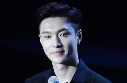 Tak Ikut Comeback Bareng EXO, Lay Malah Kepergok Syuting MV di Korea?